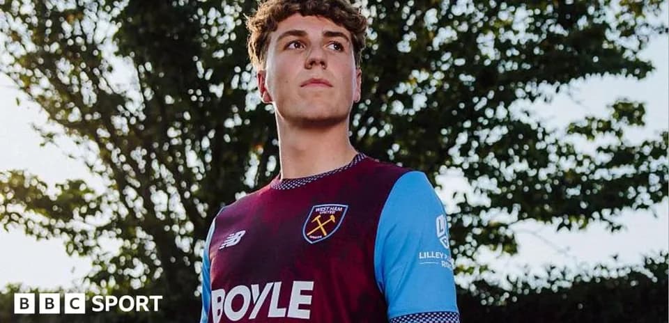 Player in West Ham United jersey outdoors