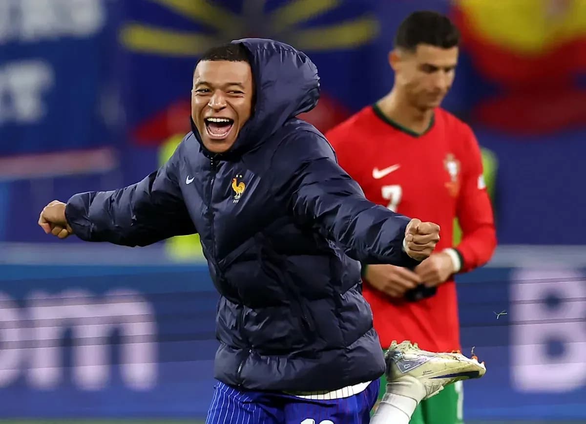 Player celebrating in jacket during match