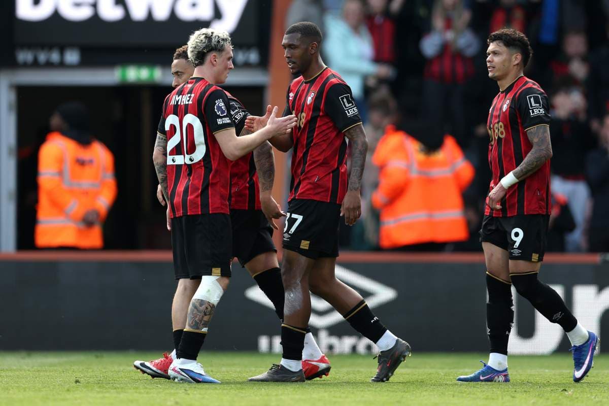 Bournemouth players celebrating a goal on the field