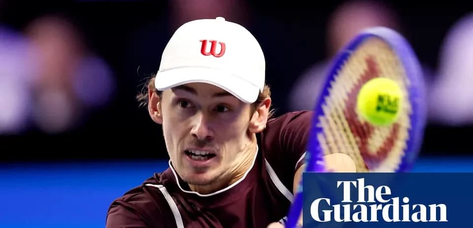 Tennis player hitting a forehand during match