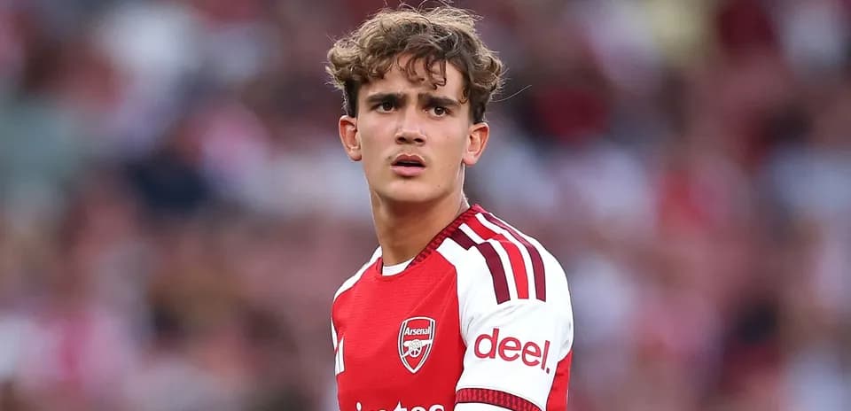 Arsenal player on the pitch during match