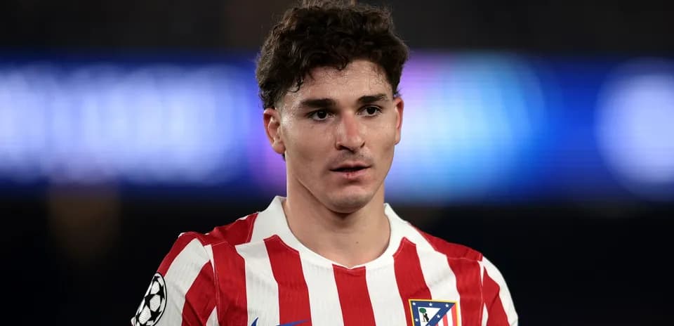 Player in Atlético Madrid kit during match