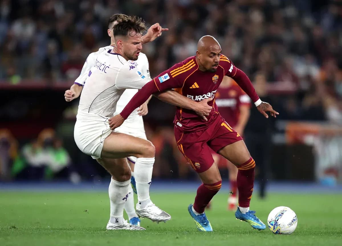 AS Roma player in action against Fiorentina
