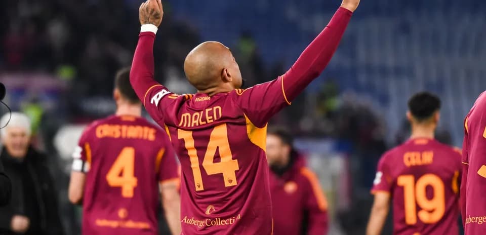 AS Roma player celebrating during match