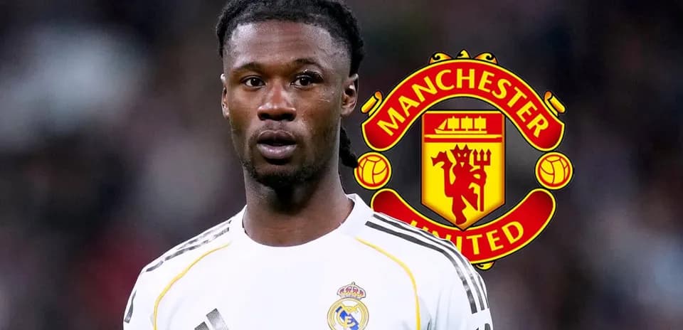 Player in Real Madrid kit with Manchester United logo