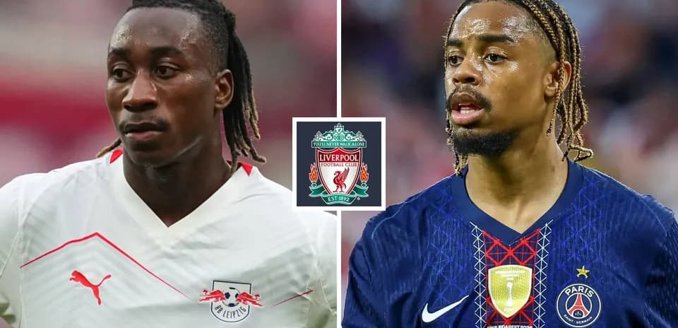 Two players from RB Leipzig and PSG facing each other