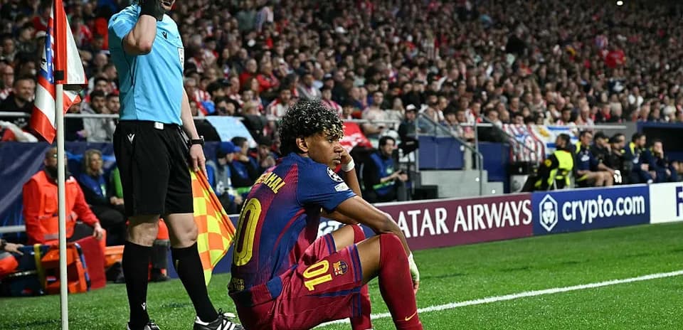 Barcelona player preparing for a corner kick