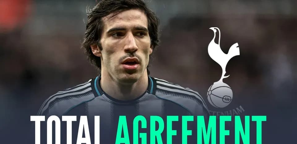 Player in jersey with Tottenham Hotspur logo