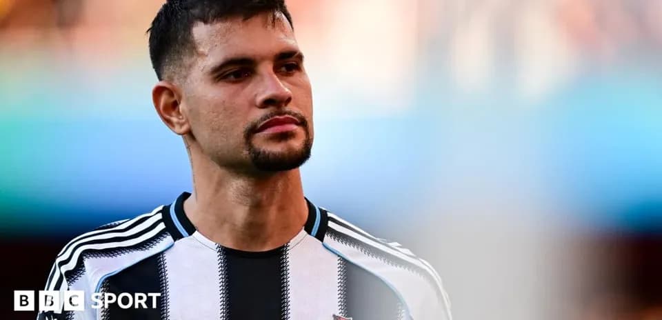Newcastle player looking focused before match