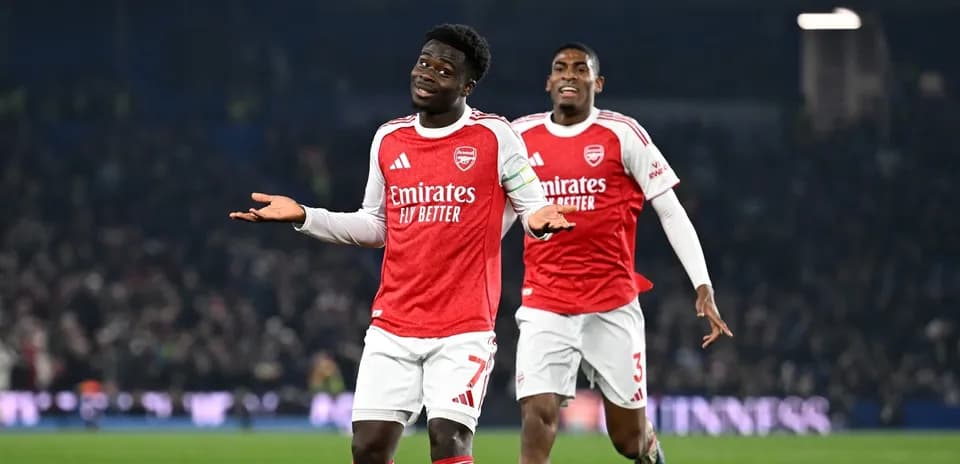 Bukayo Saka celebrating during match against Brighton