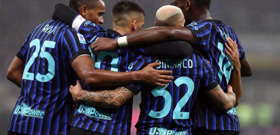 Cremonese vs Inter: Serie A Clash of Leaders and Underdogs.jpg