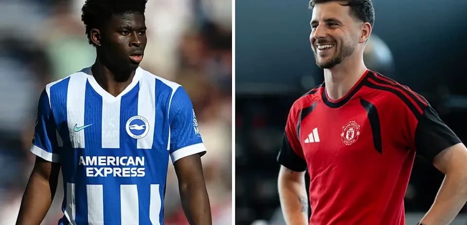 Players from Brighton and Manchester United in action