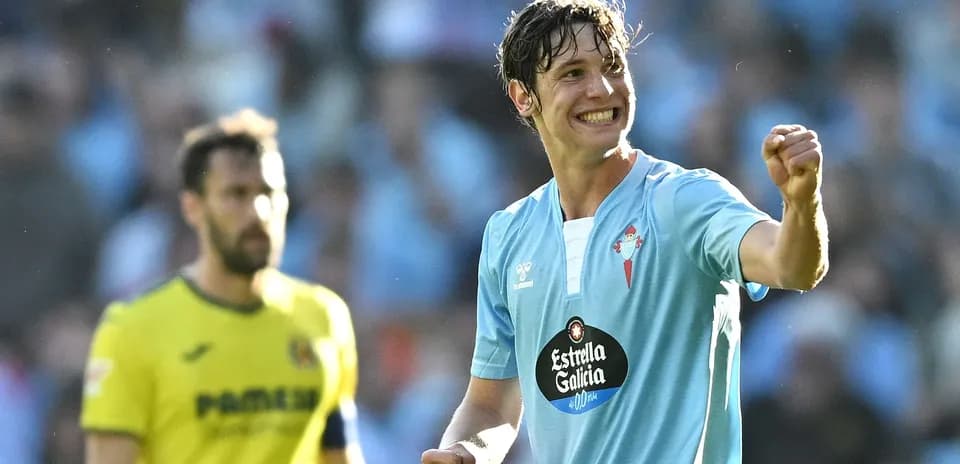 Celta Vigo player celebrating during match