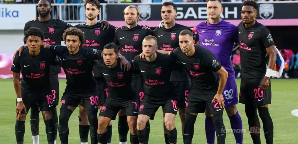 Sabah FA team photo before UEFA match