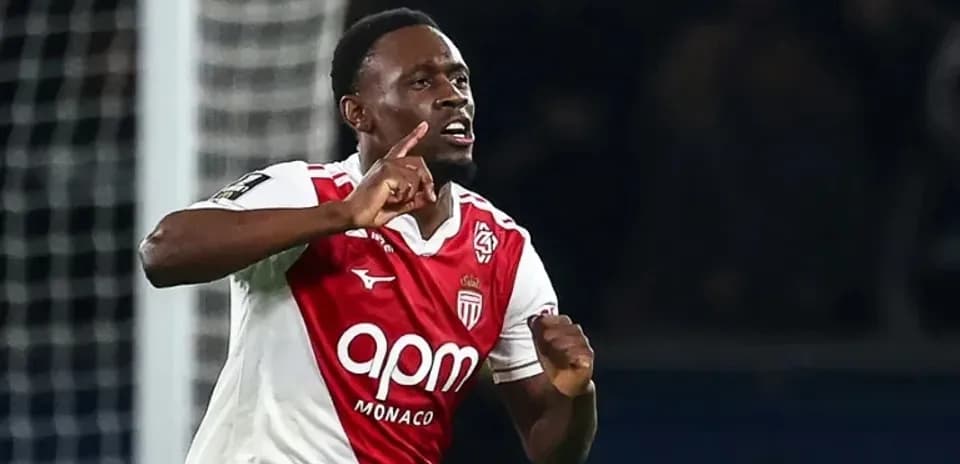Player celebrating goal for AS Monaco