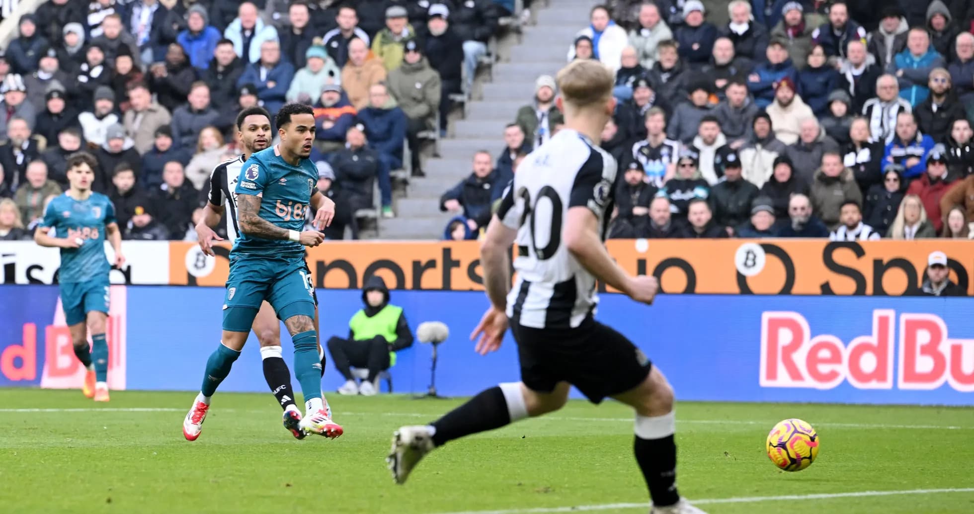 Players competing during Newcastle vs Bournemouth match