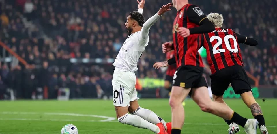 Player falling during Manchester United vs Bournemouth match