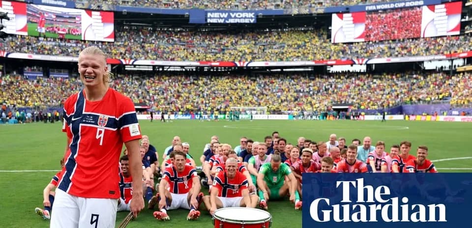 Norwegian team celebrating on the pitch after match