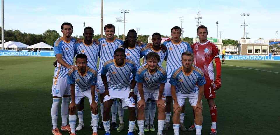 Sporting JAX team lineup before match