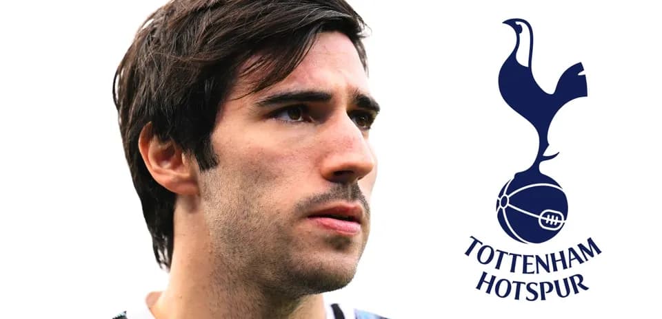 Player in Tottenham Hotspur jersey with club logo