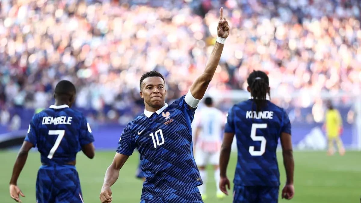 Kylian Mbappé celebrating a goal during match