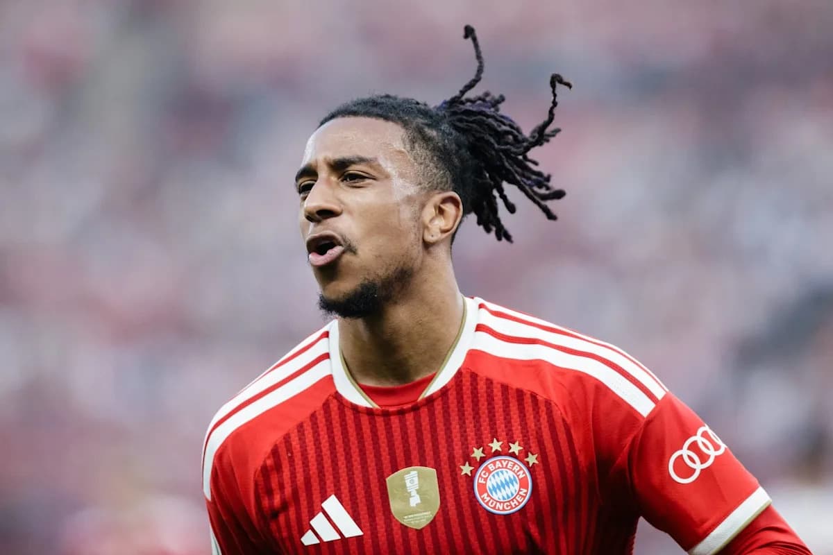 Player celebrating during match in Bayern Munich kit