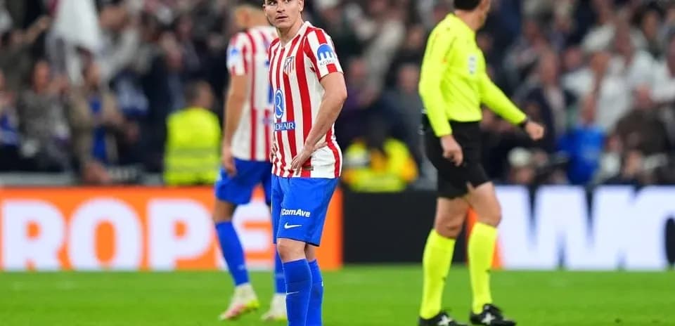 Atletico Madrid player on field during match