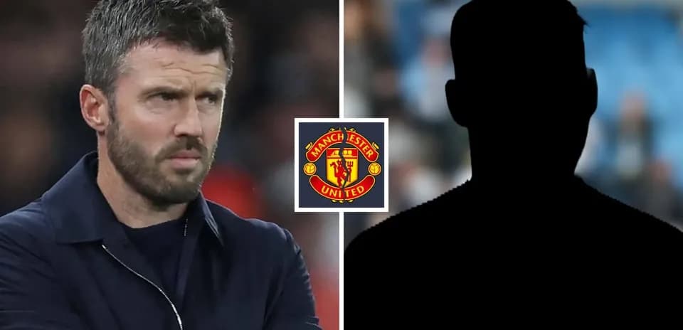 Coach with Manchester United logo and silhouette player