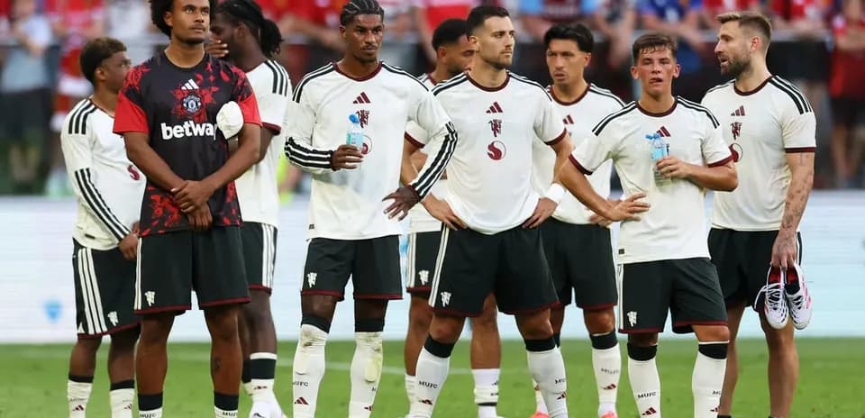 Football team standing together during a match
