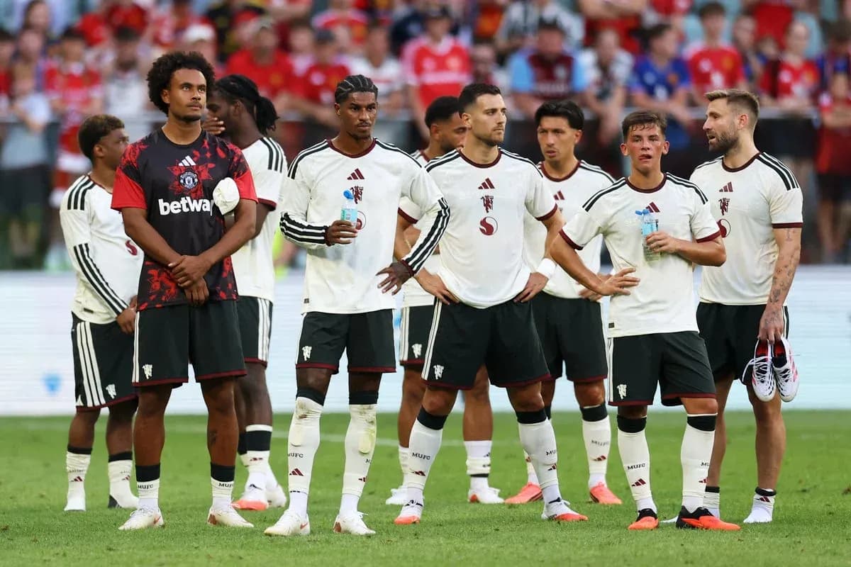 Football team standing together during a match