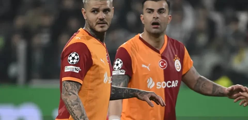Two Galatasaray players on the pitch during match