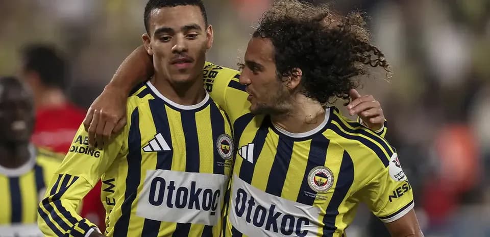 Fenerbahçe players celebrating a goal during match