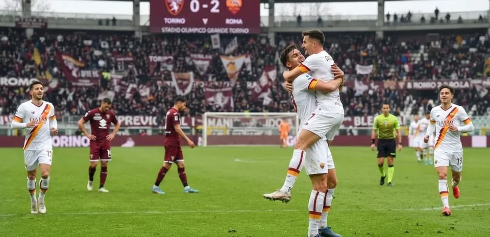AS Roma players celebrating during Torino match