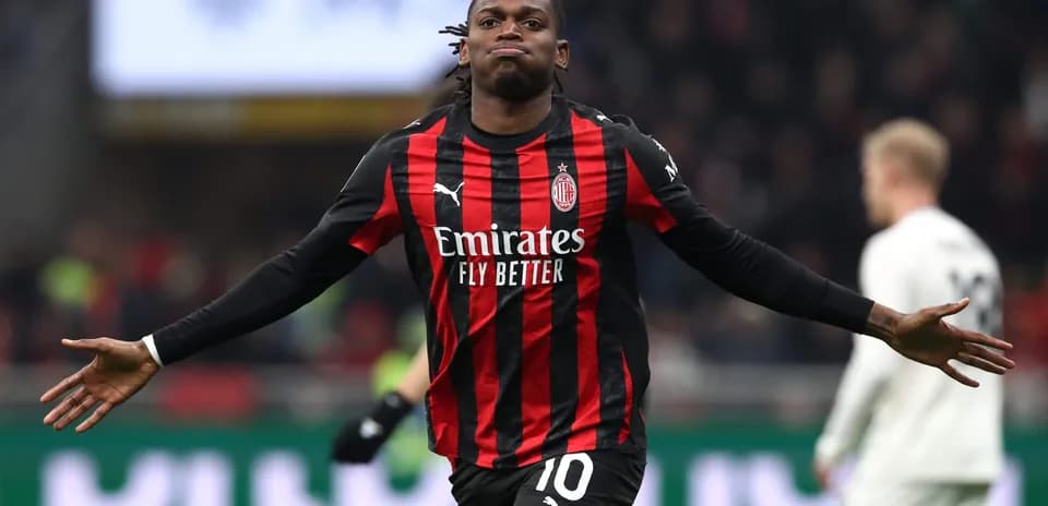 AC Milan player celebrating a goal