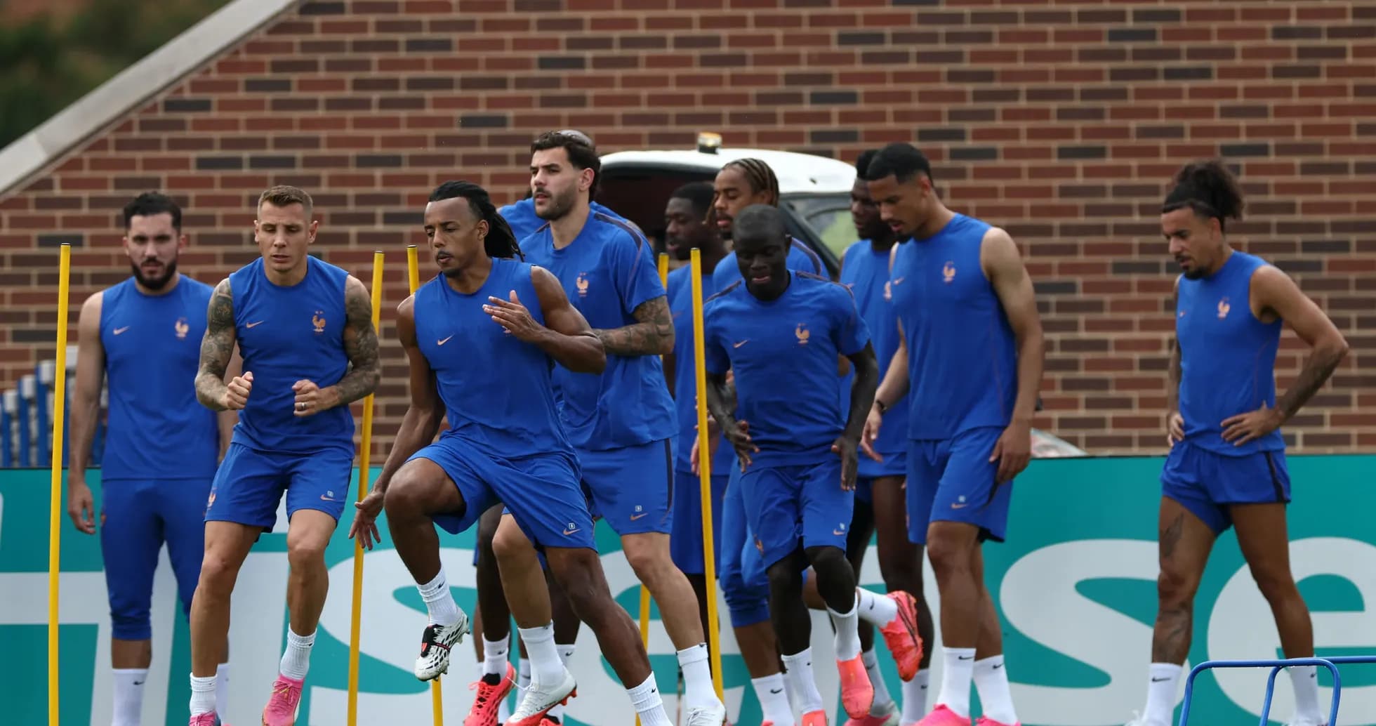 France national team players training on the pitch