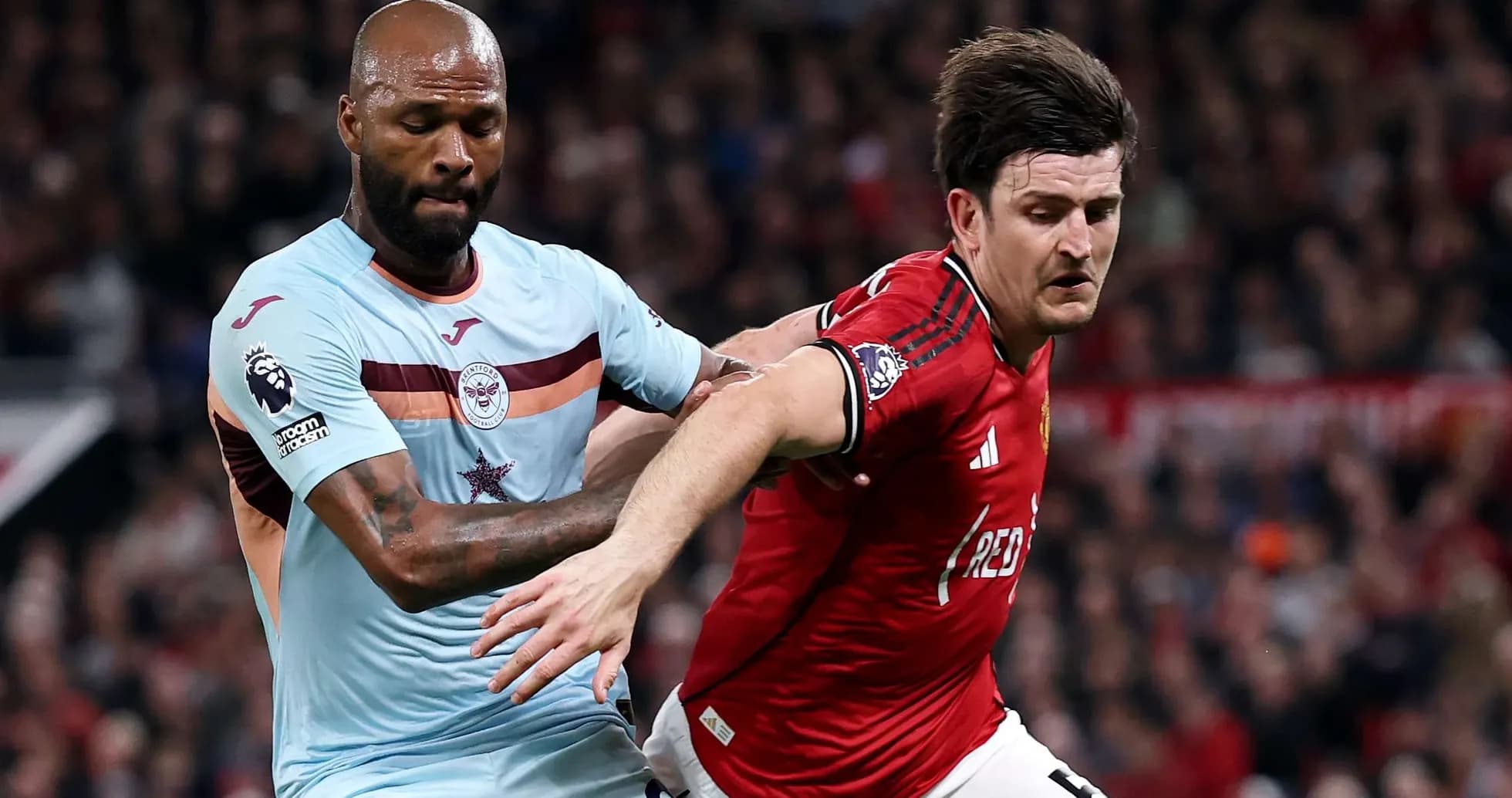 Manchester United player battling Brentford opponent