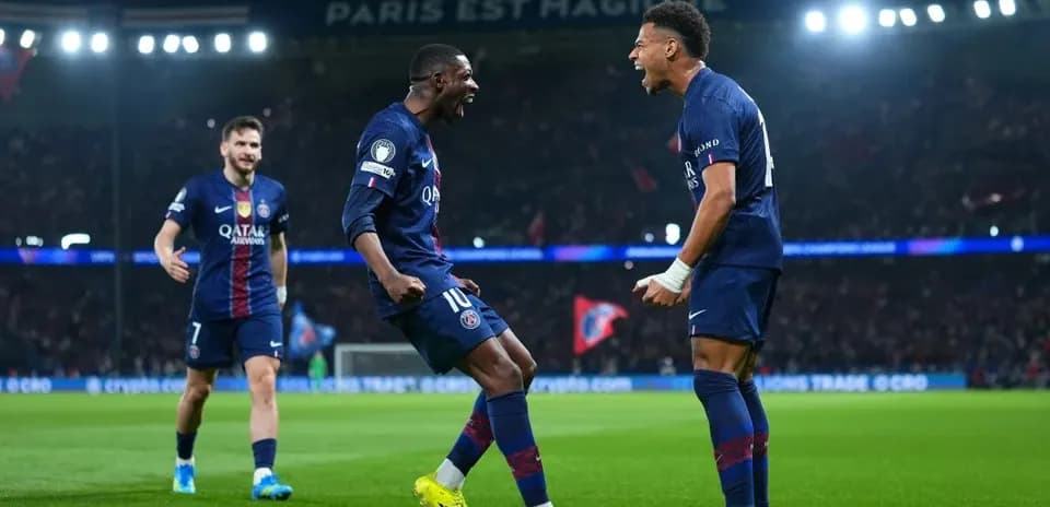 Players celebrating a goal during PSG match
