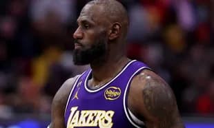 LeBron James wearing Lakers jersey during game