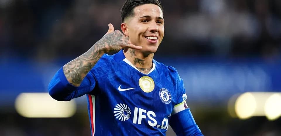 Chelsea player celebrating with a phone gesture