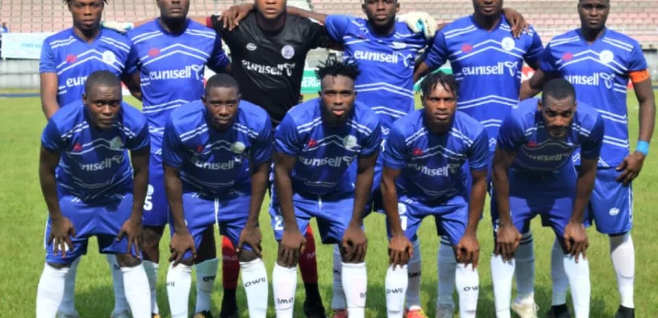 Rivers United team lineup before the match