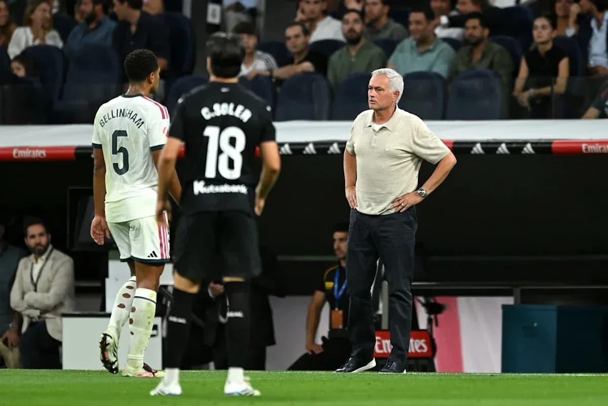 Jude Bellingham and José Mourinho on the sidelines