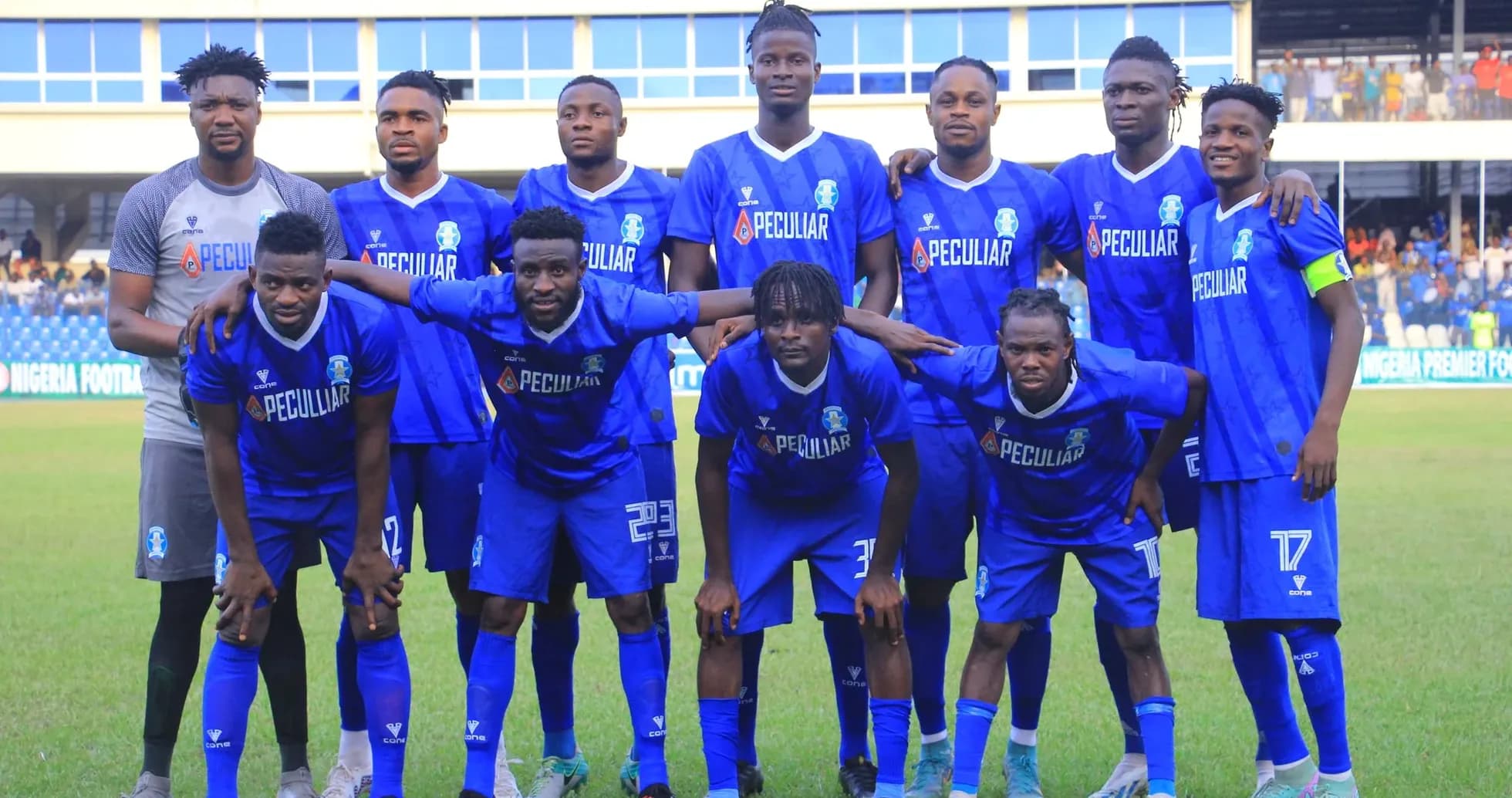 Shooting Stars team posing for match photo