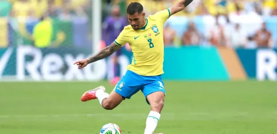 Brazilian player taking a shot on goal