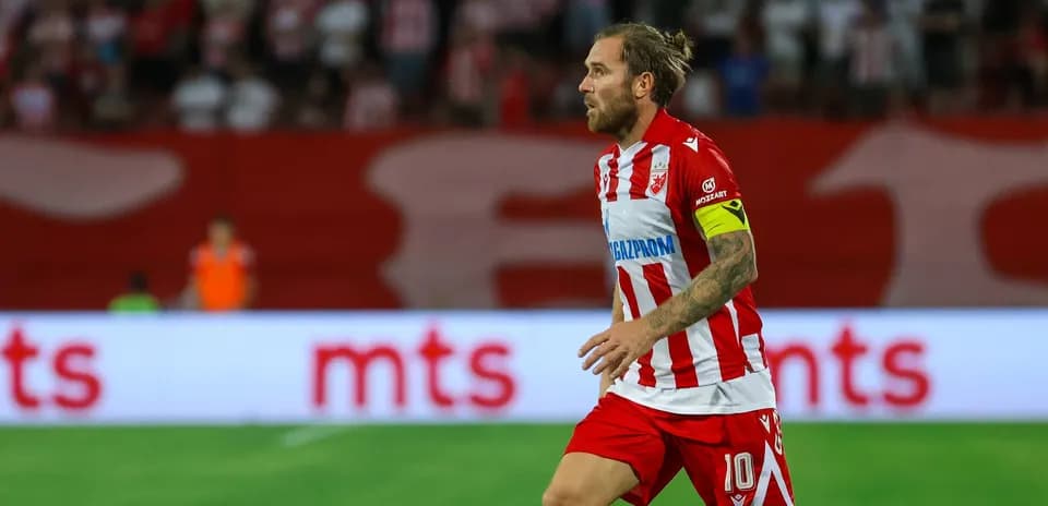 Player running during FK Crvena Zvezda match