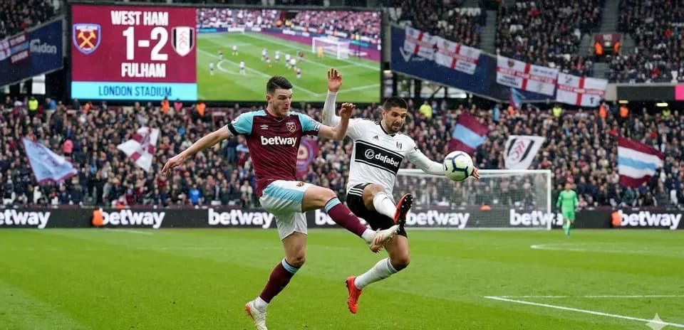 Fulham edges West Ham 1-0 in tense London derby.jpg