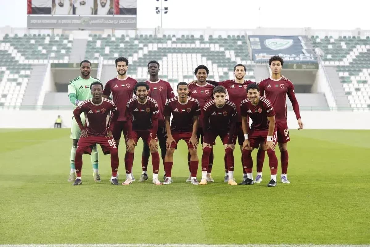 Al Wahda U23 team posing for a photo
