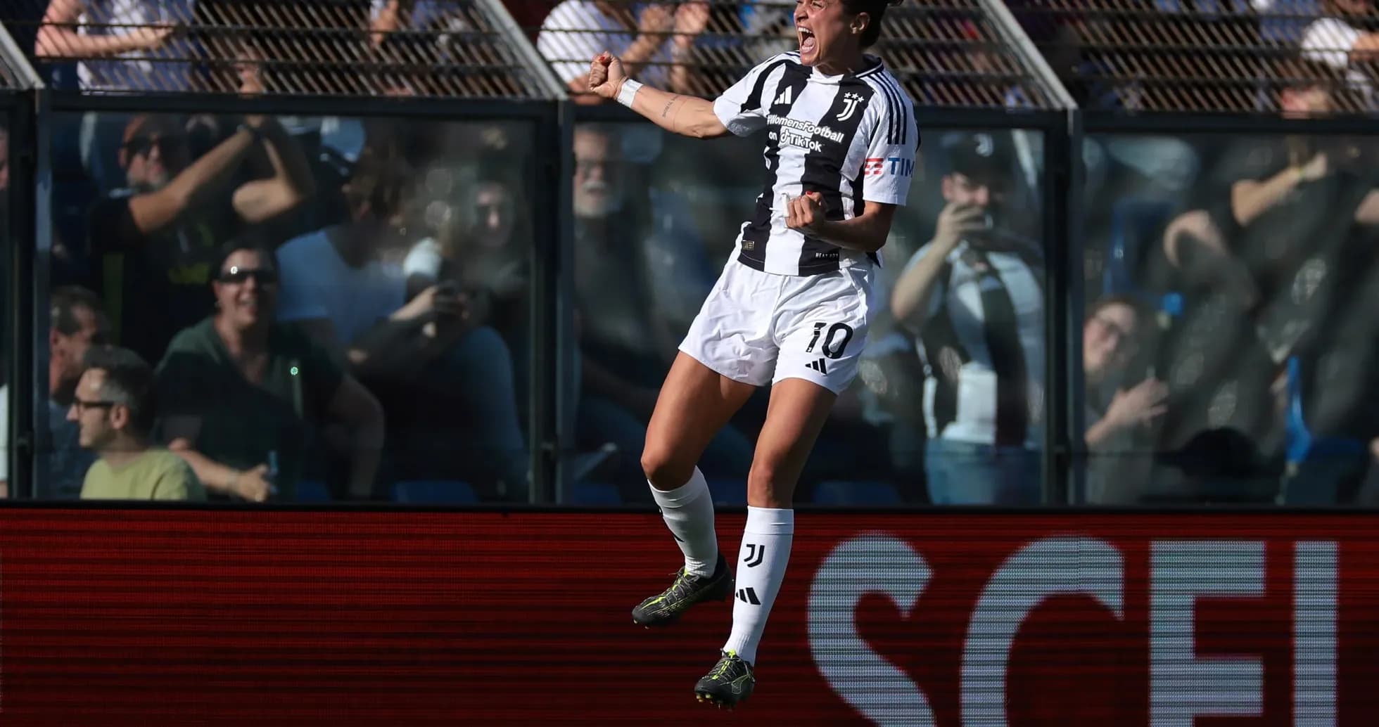 Juventus player celebrating during match against Roma