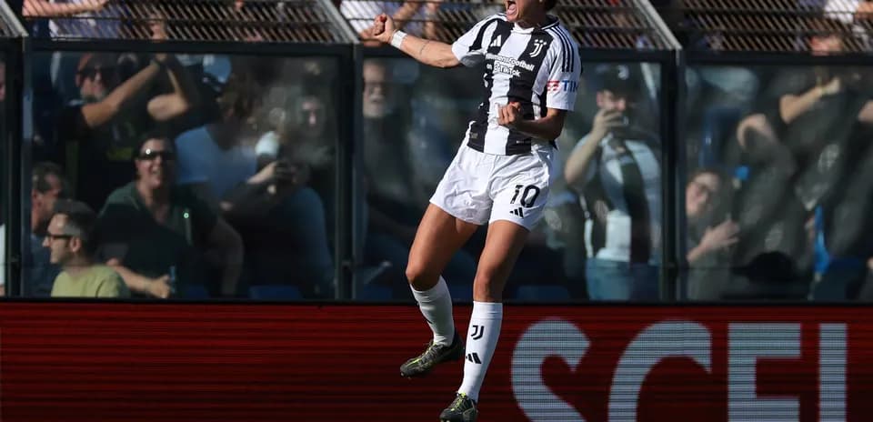 Juventus player celebrating during match against Roma