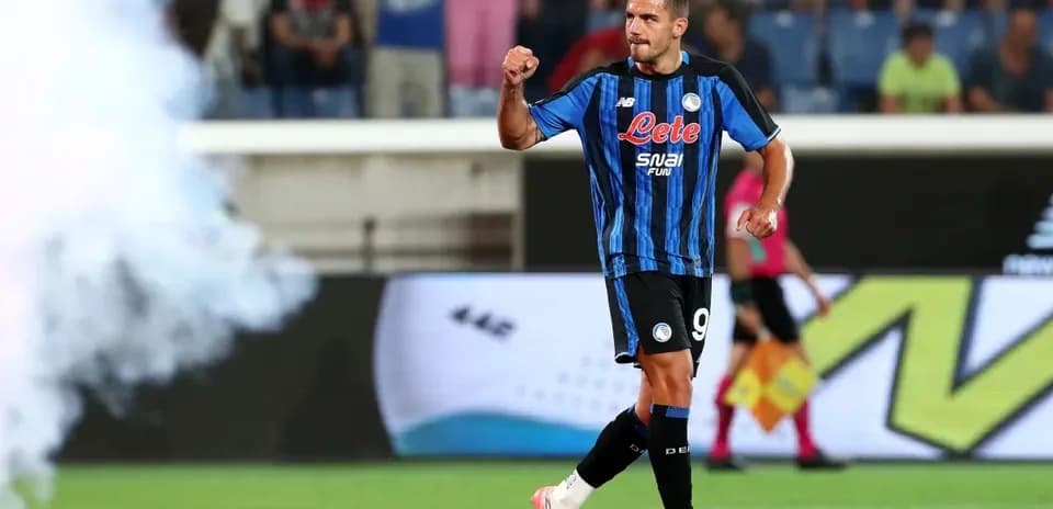 Atalanta player celebrating during match