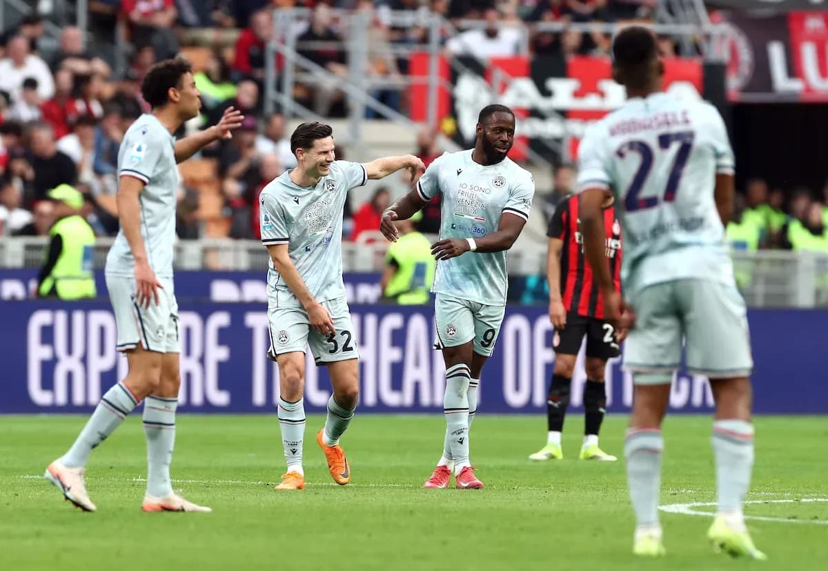 Udinese players celebrating a goal during match